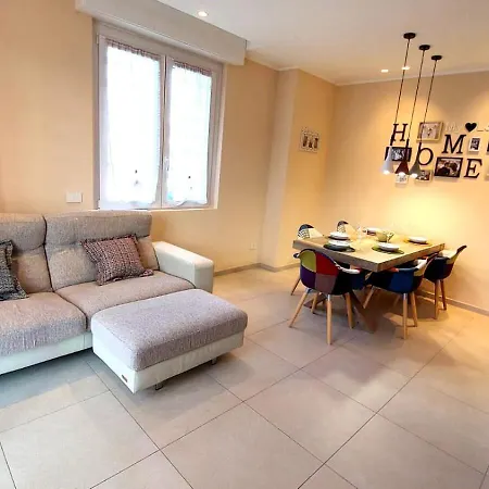 Nana House شقة