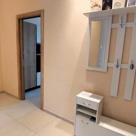 Nana House شقة *